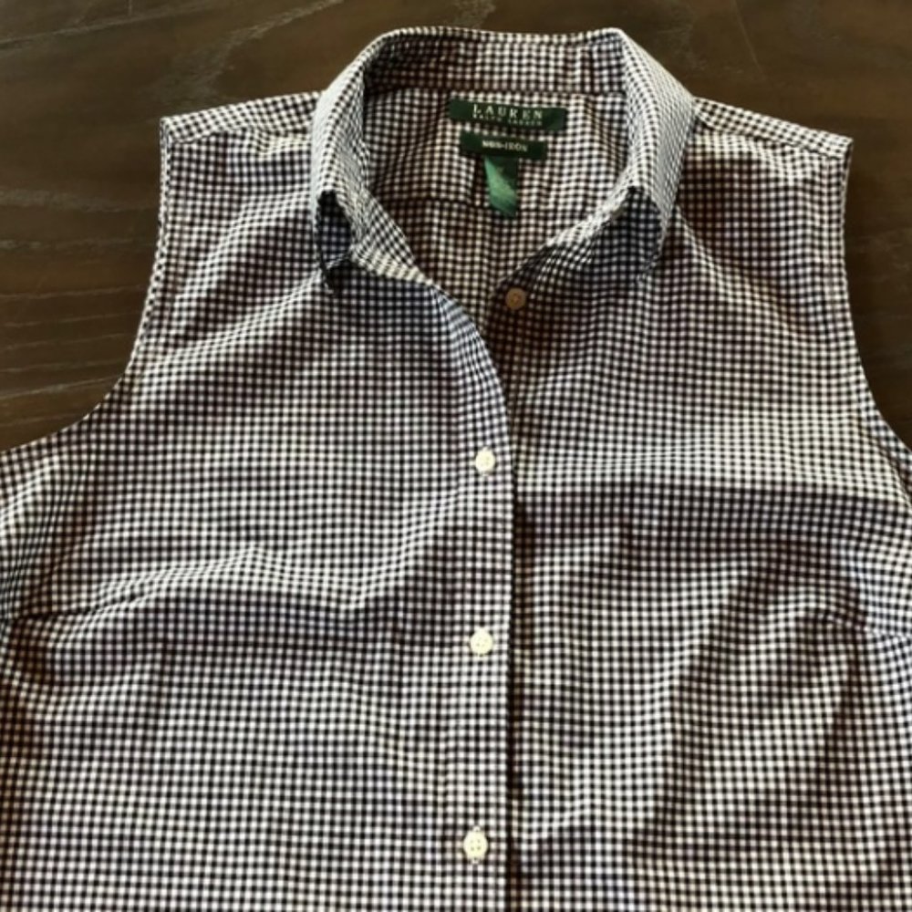 Ralph Lauren Gingham sleeveless shirt.  Sz  M - Picture 2 of 3